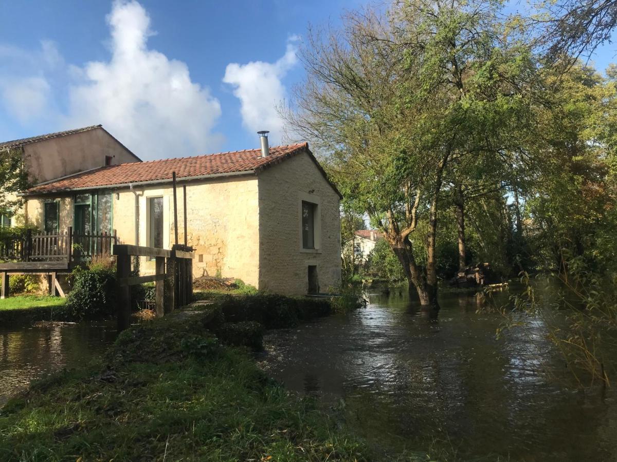شقة Ancien Moulin A Eau Sur La Seugne Mosnac  المظهر الخارجي الصورة